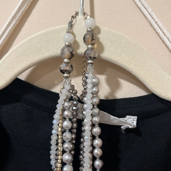 Multi strand 21 in necklace crystal and faux pearl. White and shades of silver. - Picture 2 of 3